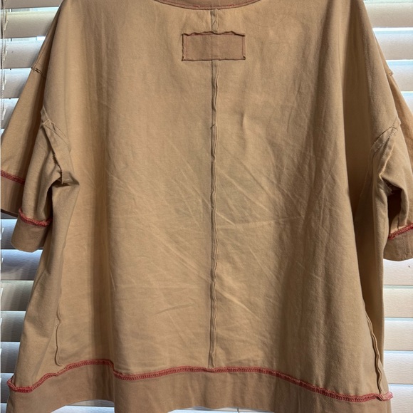 Easel Beige Star Patchwork Short Sleeve Top - Picture 3 of 7